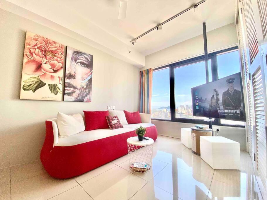 Tropicana 218 Macalister #Wondercolor #Infinity Pool #Georgetown #5Pax #2Br 2Bath #1King 1Queen 1Single #Quality Well Maintained #Private Host Eksteriør billede